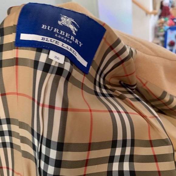 ❤️❤️sold❤️❤️Burberry blue label coat - Picture 3 of 6
